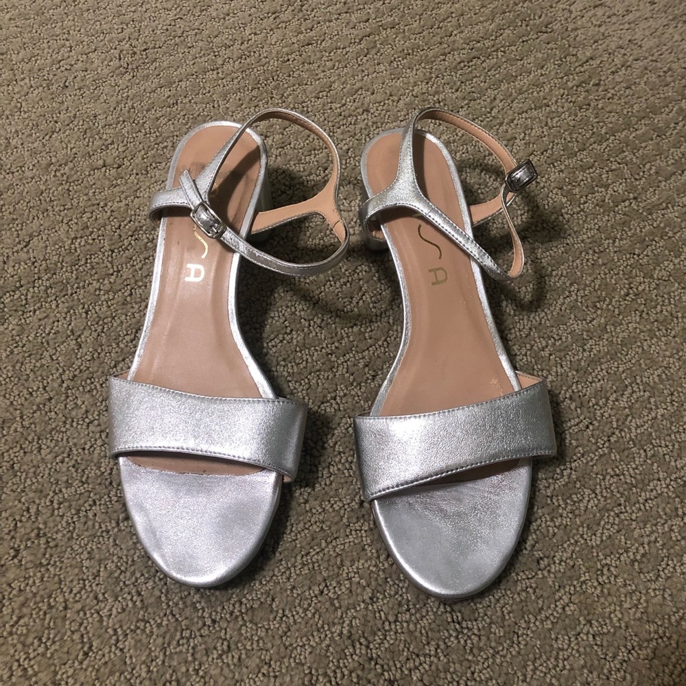 Unisa Leather Silver Kitten Heels